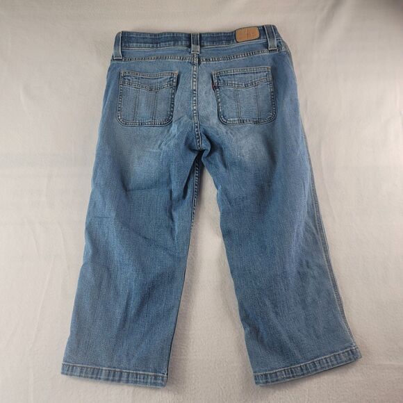Levi's Jeans Women's Size 10 Blue Mid-Rise Capri Denim Pants - Picture 4 of 6